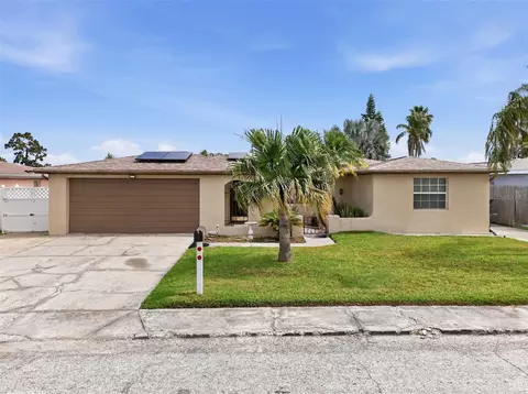 3315 Supreme Dr, Holiday, FL 34691