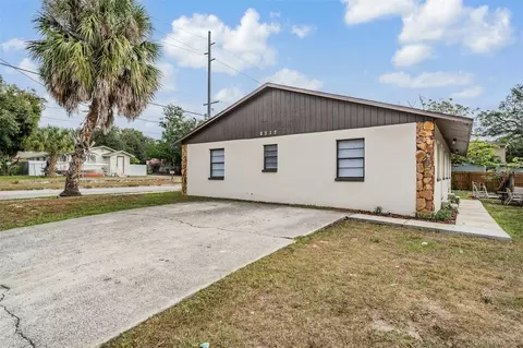8317 N Marks St, Tampa, FL 33604