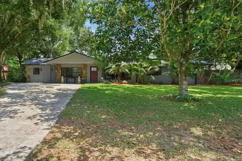 38929 Tall Dr, Zephyrhills, FL 33540