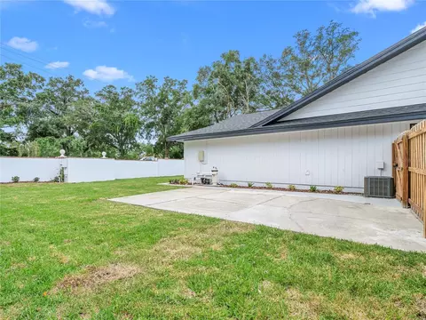 Exterior - 15901 Dover Cliffe Dr, Lutz, FL 33548 photo 13 of 13