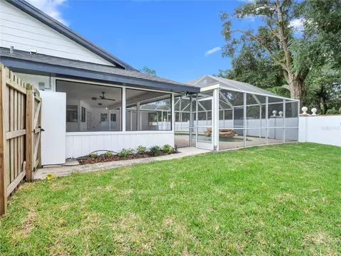 Exterior - 15901 Dover Cliffe Dr, Lutz, FL 33548 photo 11 of 13