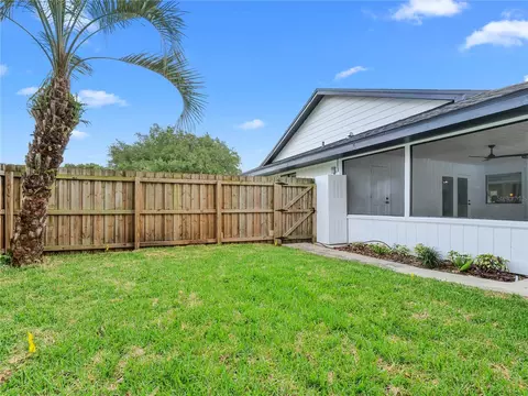 Exterior - 15901 Dover Cliffe Dr, Lutz, FL 33548 photo 10 of 13
