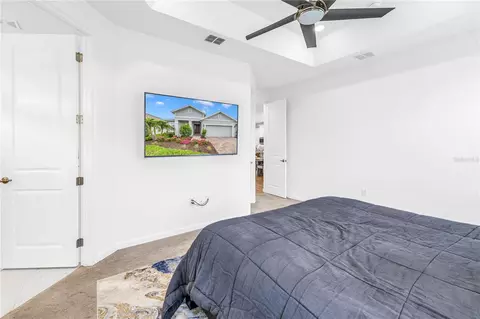 Bedroom - 11332 Gallatin Trl, Parrish, FL 34219 photo 2 of 6