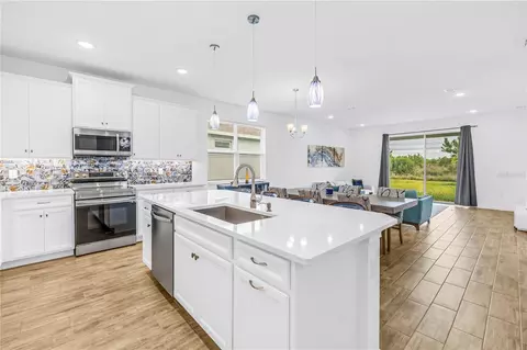 Kitchen - 11332 Gallatin Trl, Parrish, FL 34219 photo 1 of 7