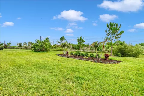 Exterior - 11332 Gallatin Trl, Parrish, FL 34219 photo 2 of 15