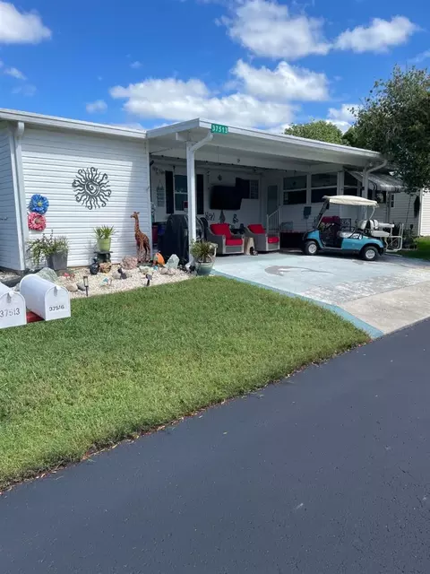 37513 Campo Ave, Zephyrhills, FL 33541