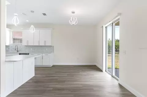 Living - 5424 Hammock View Ln, Apollo Beach, FL 33572 photo 5 of 9