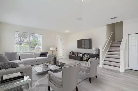Living - 5424 Hammock View Ln, Apollo Beach, FL 33572 photo 1 of 9