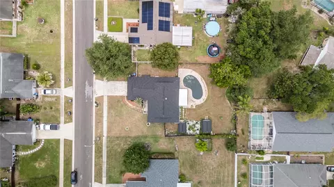 View/Area - 2015 Ronald Cir, Seffner, FL 33584 photo 4 of 9