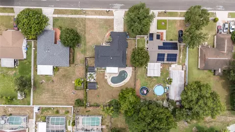 View/Area - 2015 Ronald Cir, Seffner, FL 33584 photo 5 of 9