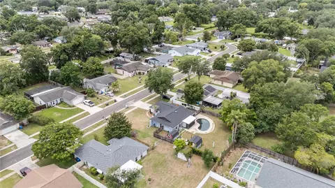 View/Area - 2015 Ronald Cir, Seffner, FL 33584 photo 8 of 9