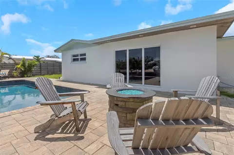 Exterior - 10216 Spoonbill Rd E, Bradenton, FL 34209 photo 3 of 3
