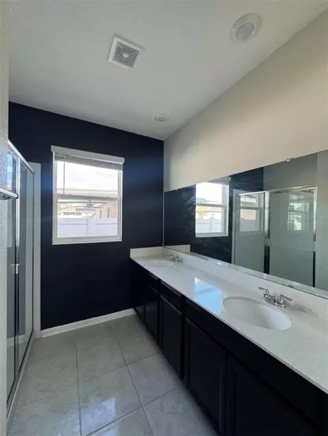 Bath - 139 Pershing St, Bartow, FL 33830 photo 2 of 3