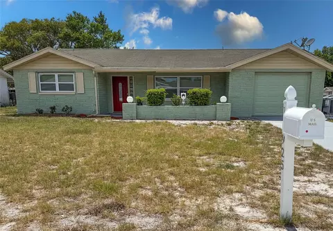 10925 Piccadilly Rd, Port Richey, FL 34668