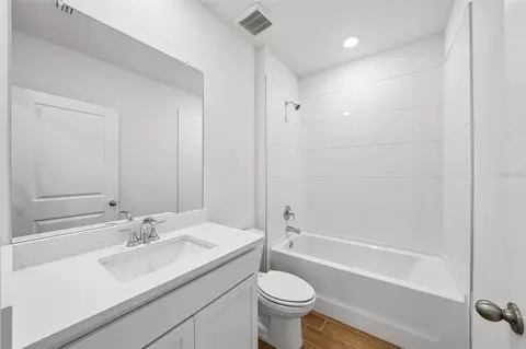 Bath - 13755 Umber Forest St, Hudson, FL 34669 photo 1 of 3