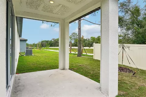 Exterior - 13755 Umber Forest St, Hudson, FL 34669 photo 4 of 7