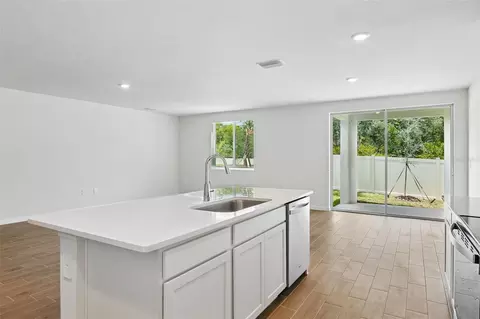 Kitchen - 13755 Umber Forest St, Hudson, FL 34669 photo 10 of 12