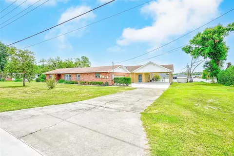 1017 Carolina Ave, Mulberry, FL 33860