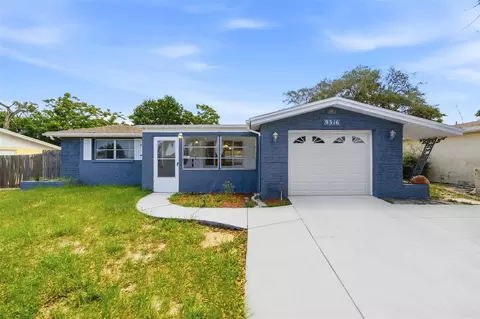 9316 Mark Twain Ln, Port Richey, FL 34668