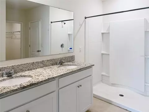 Bath - 533 Talisi Loop, Saint Cloud, FL 34771 photo 1 of 2