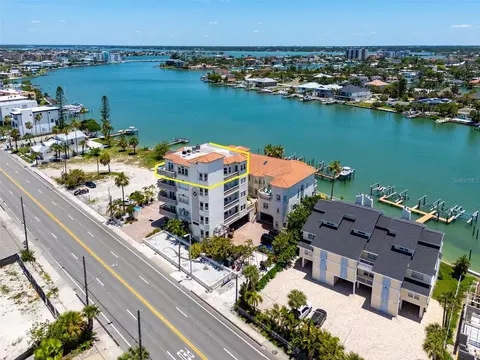 10133 Gulf Blvd #E4, Saint Petersburg, FL 33706