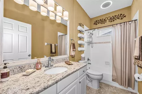 Bath - 1114 Toski Dr, Trinity, FL 34655 photo 4 of 4