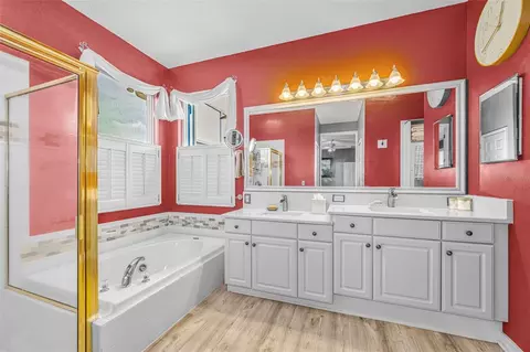 Bath - 1114 Toski Dr, Trinity, FL 34655 photo 1 of 4