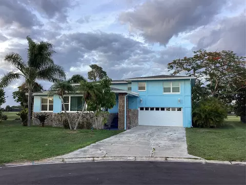 90 Oakland Hills Ct, Rotonda West, FL 33947