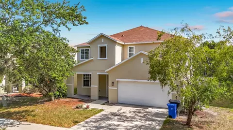 1620 Atlantic Dr, Ruskin, FL 33570