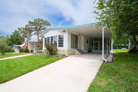 47 Sugar Bear Dr #9, Safety Harbor, FL 34695