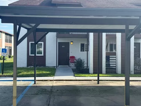 39132 County Rd 54 #2056, Zephyrhills, FL 33542