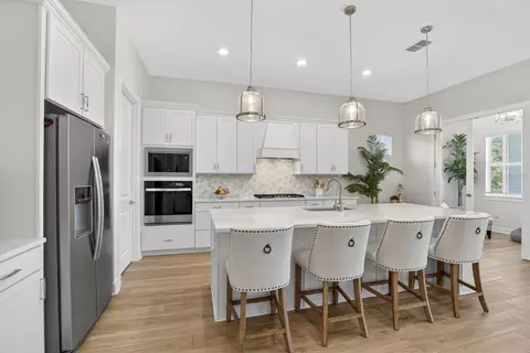 Kitchen - 9024 Barrier Coast Trl, Parrish, FL 34219 photo 3 of 4