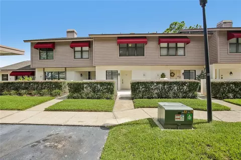 717 Oak Park Pl, Brandon, FL 33511