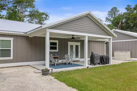 Exterior - 7218 Southeast Ave, Webster, FL 33597 photo 5 of 12