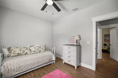 Bedroom - 7218 Southeast Ave, Webster, FL 33597 photo 9 of 12