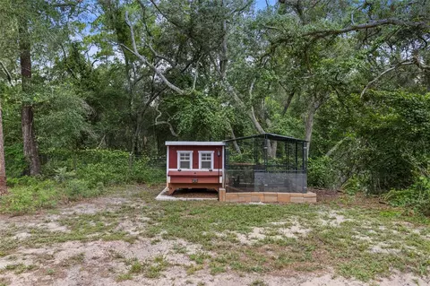 Exterior - 7218 Southeast Ave, Webster, FL 33597 photo 12 of 12