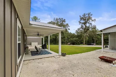 Exterior - 7218 Southeast Ave, Webster, FL 33597 photo 6 of 12