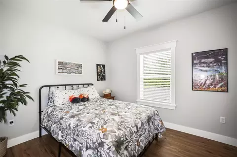 Bedroom - 7218 Southeast Ave, Webster, FL 33597 photo 5 of 12