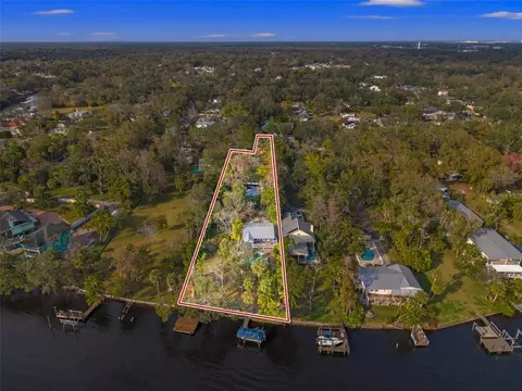 906 W Henry Ave, Tampa, FL 33604