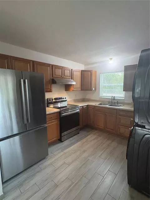 Kitchen - 364 3rd St NW, Largo, FL 33770 photo 2 of 2