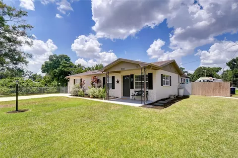 2101 W Hamilton Ave, Tampa, FL 33604