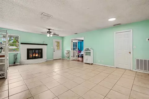 Living - 7206 Alafia Dr, Riverview, FL 33578 photo 1 of 5