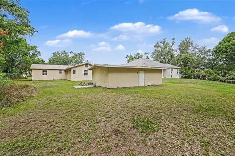 Exterior - 7206 Alafia Dr, Riverview, FL 33578 photo 5 of 8