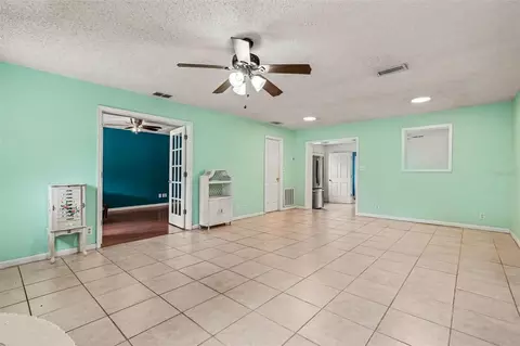Living - 7206 Alafia Dr, Riverview, FL 33578 photo 4 of 5