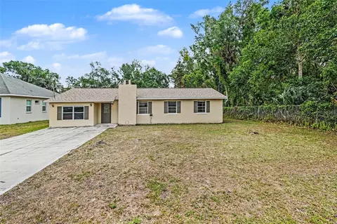 Exterior - 7206 Alafia Dr, Riverview, FL 33578 photo 6 of 8