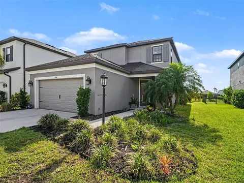 5461 Summit Gln, Bradenton, FL 34203