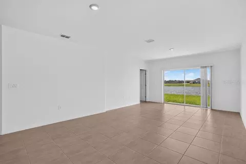 Living - 13411 Camelot Ct, Parrish, FL 34219 photo 2 of 8