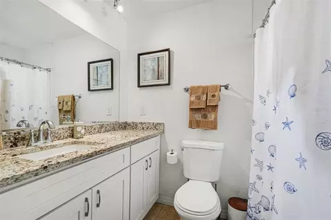 Bath - 9038 Blackstone St, Spring Hill, FL 34608 photo 1 of 2