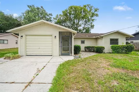 Exterior - 9038 Blackstone St, Spring Hill, FL 34608 photo 2 of 11
