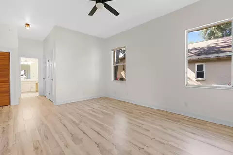 Bedroom - 512 Caulder Park Rd, Seffner, FL 33584 photo 5 of 9